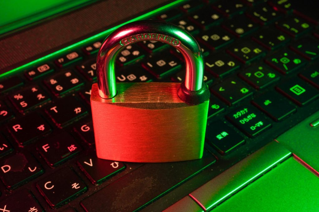 A lock on top of a keyboard
