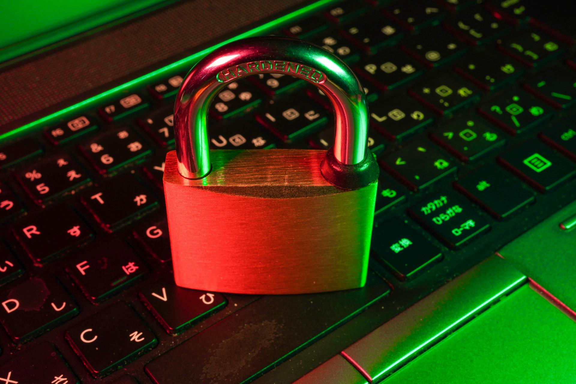 A lock on top of a keyboard